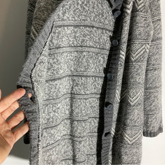 Maryline Italian Made Wool Blend Grey & White Tunic Length Button-Up Sweater LG - Picture 11 of 16
